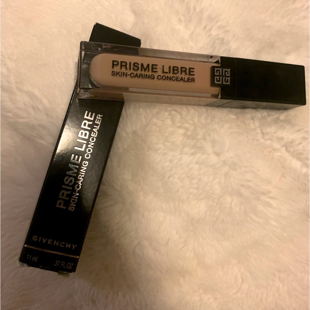 Givenchy Creamy Concealer